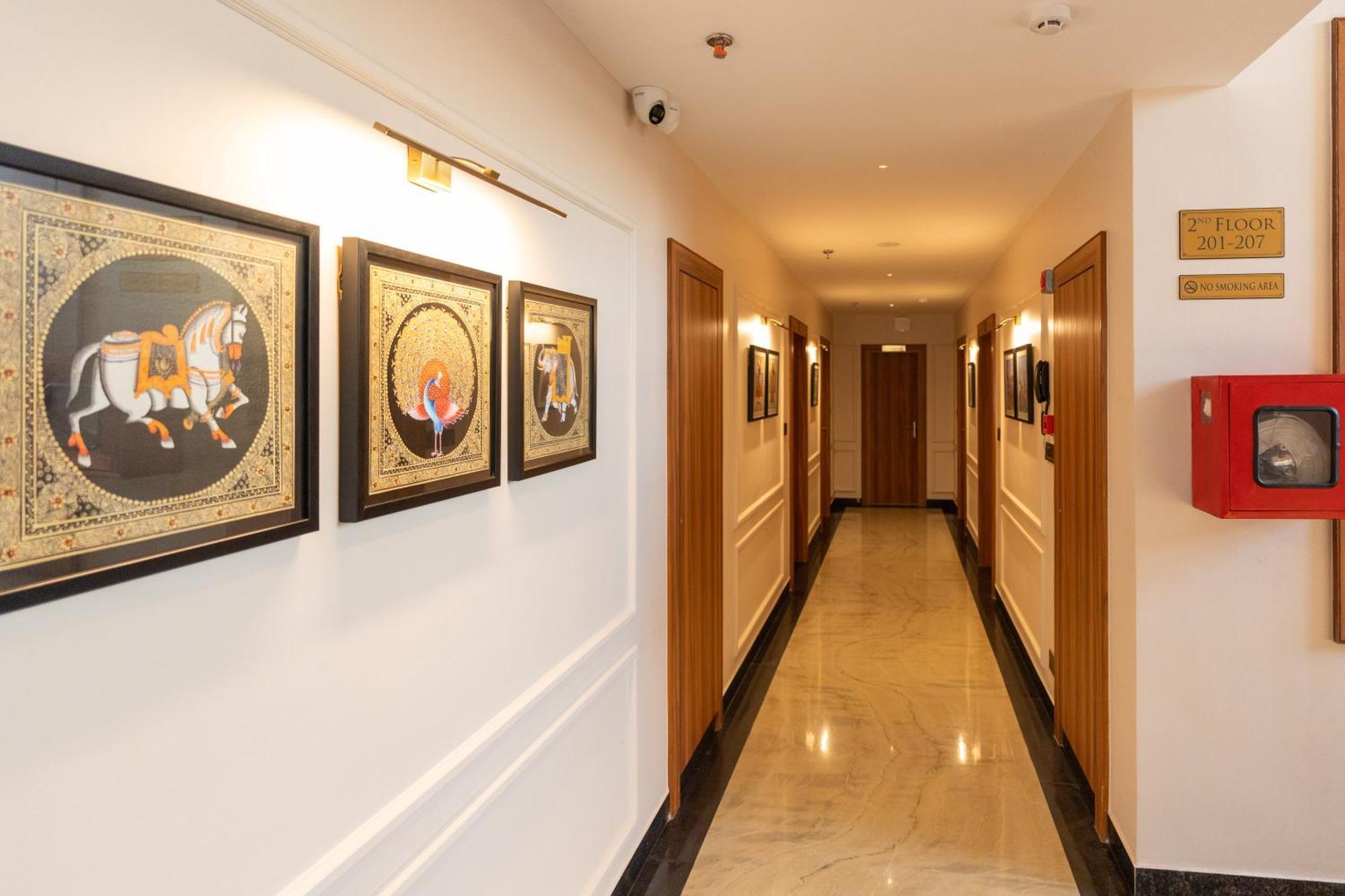 Raghunandan Palace - A Premier Boutique Stay, City Center & 500 Meters From City Railway Station Udaipur Exterior foto
