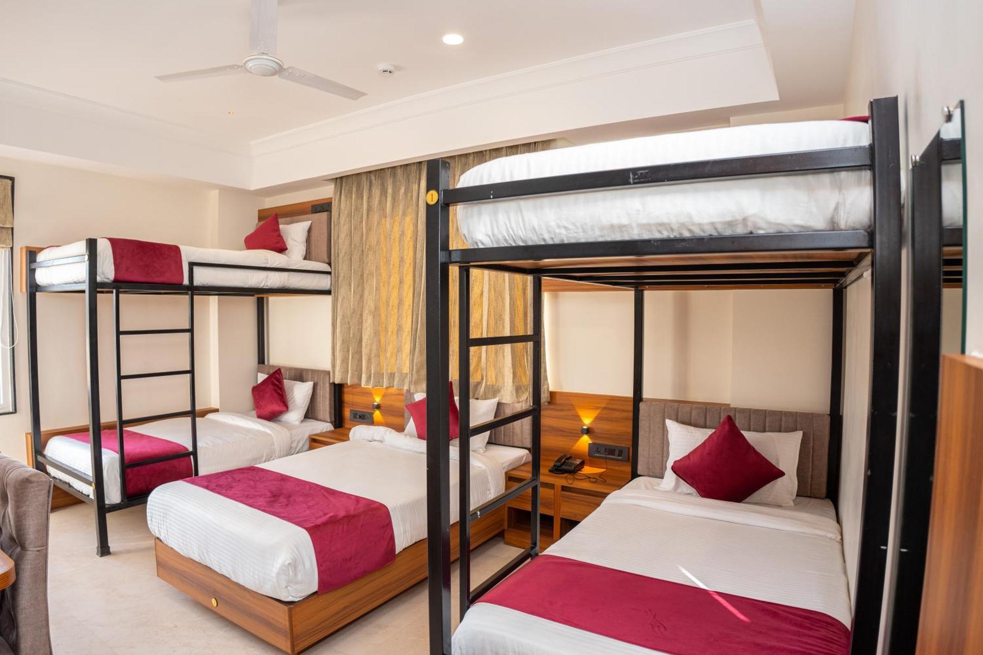 Raghunandan Palace - A Premier Boutique Stay, City Center & 500 Meters From City Railway Station Udaipur Exterior foto